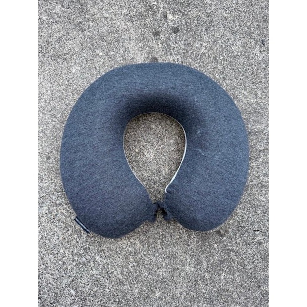 Travelon Charcoal Gray Heathered Jersey Memory Foam Neck Travel Pillow Snap Clos